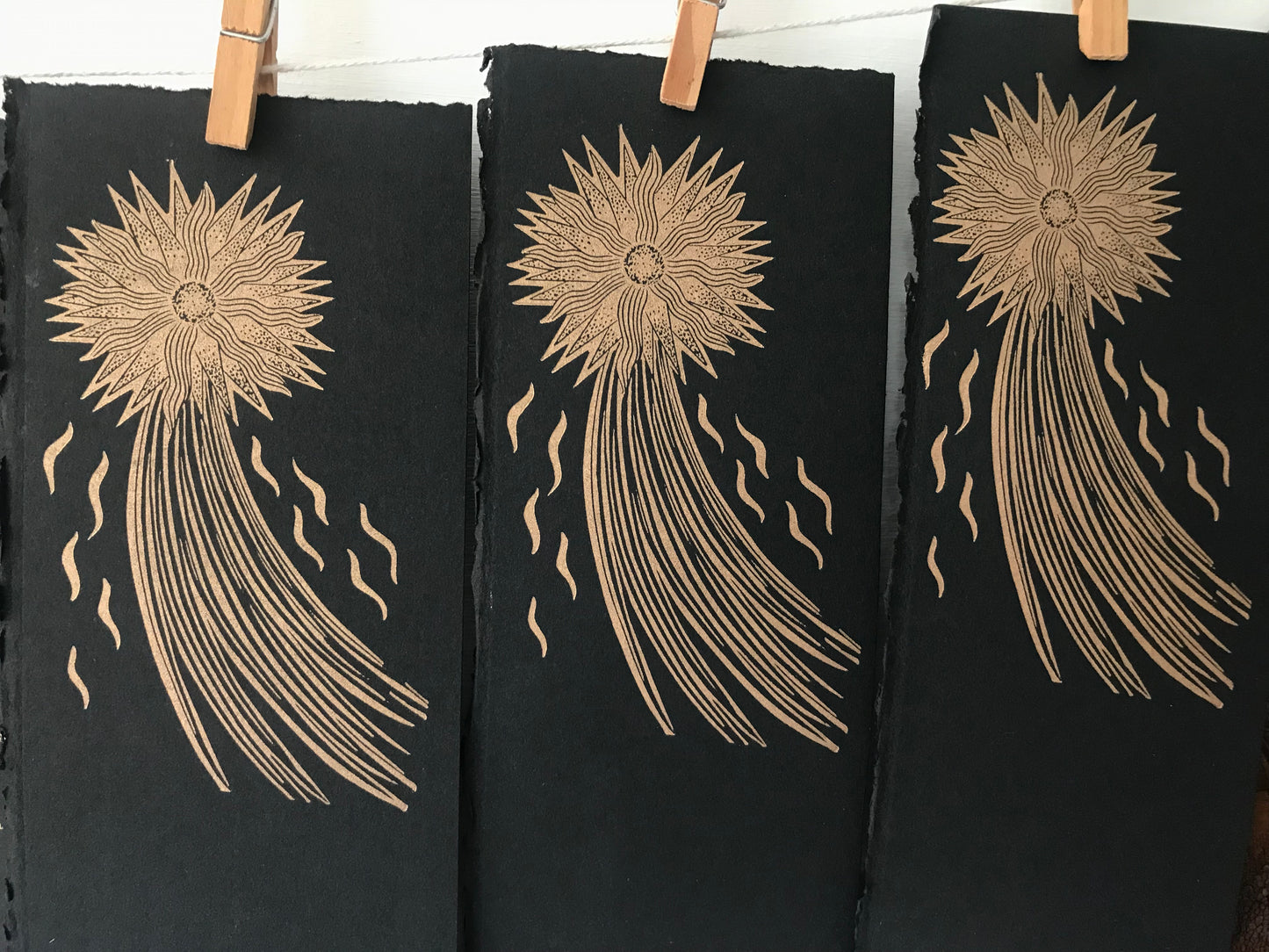 Mini gold comet linoprint